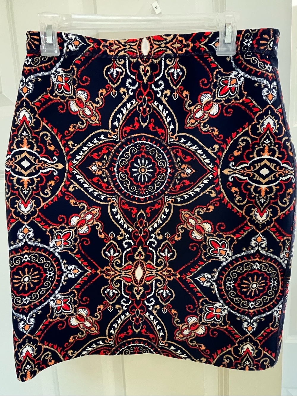 J. McLaughlin skirt medium